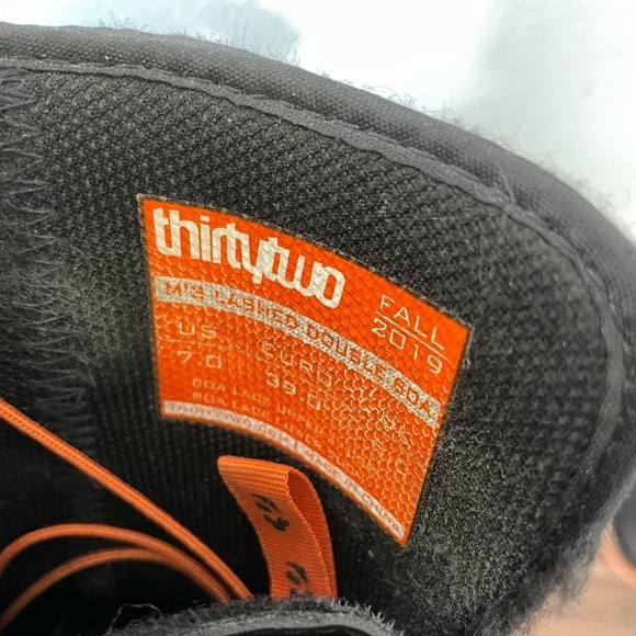 32 Thirty Two Black Lashed Double Boa Black Snowboard Boots - Picture 10 of 12